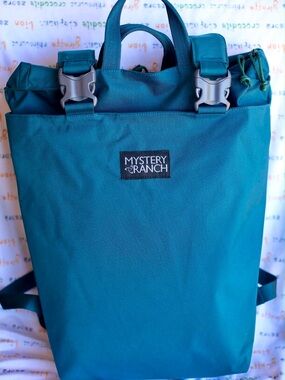 Mystery Ranch Hiking Backpack Blue 20L Nylon Buckle Padded Fits 15" Laptop : New